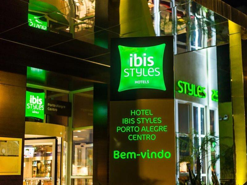 Ibis Styles Porto Alegre Centro -5 Minutos Da Rodoviaria E Do Moinhos De Vento Hotel Екстериор снимка