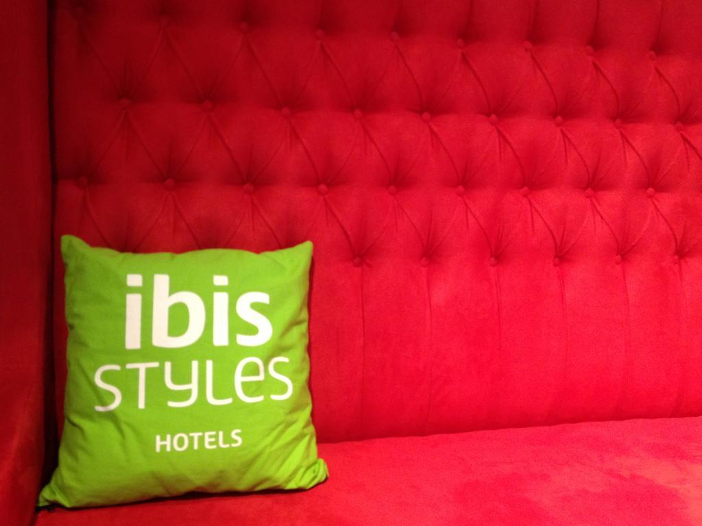 Ibis Styles Porto Alegre Centro -5 Minutos Da Rodoviaria E Do Moinhos De Vento Hotel Екстериор снимка